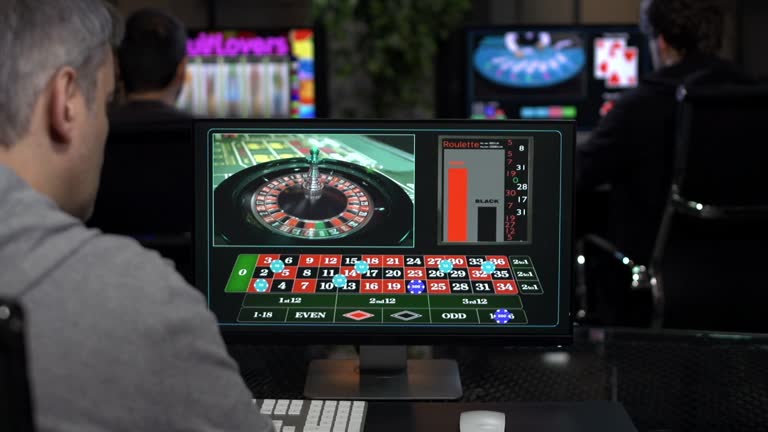 How Players Explore Games on Online Casino Singapore Platforms